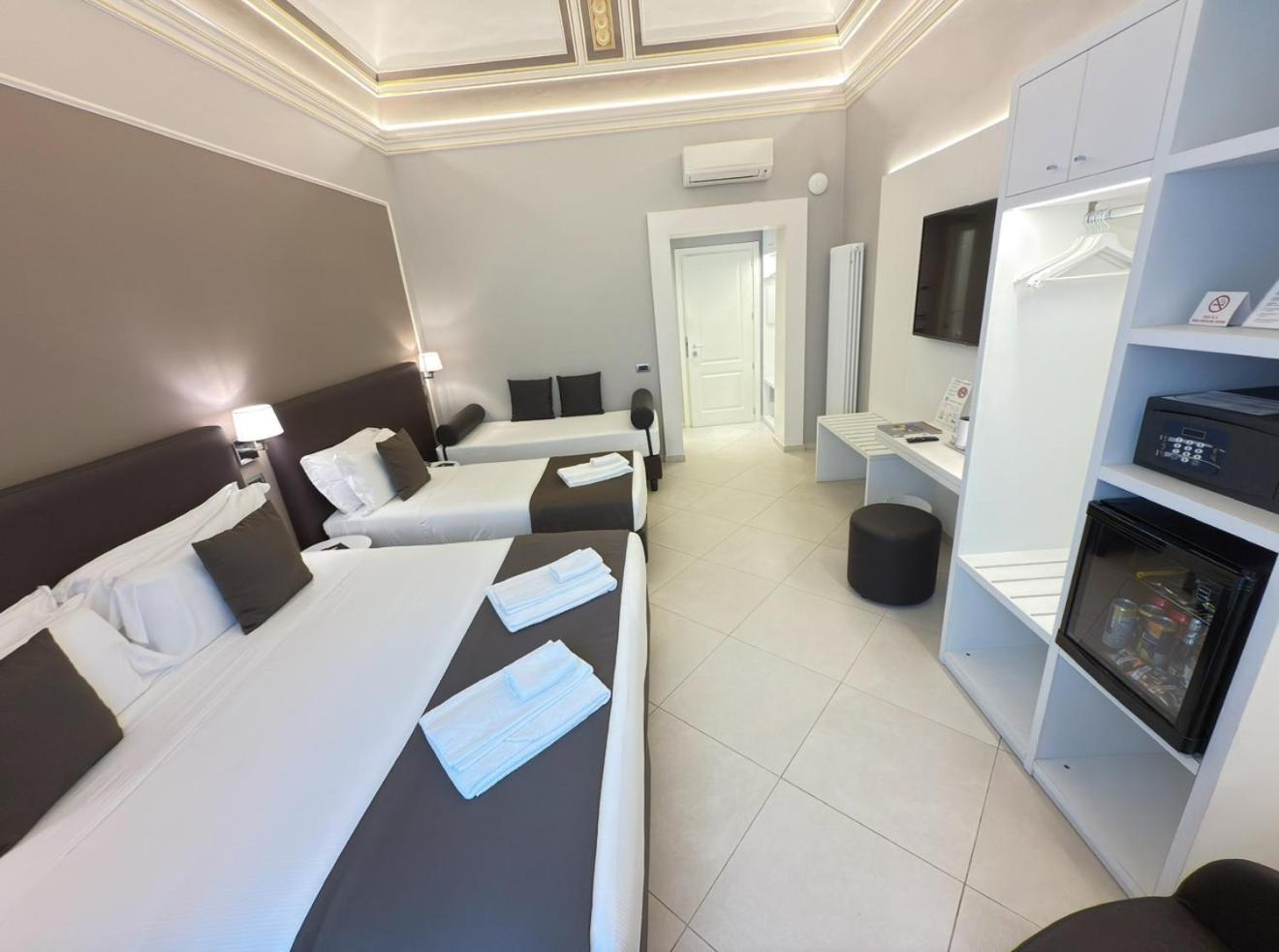 Etnea Style Catania Luxury Rooms Bagian luar foto